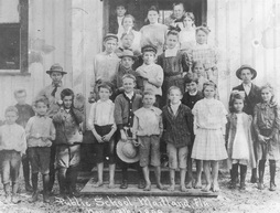 Hill School, 1909